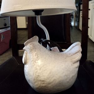 Chicken Decor Lamp with shade.